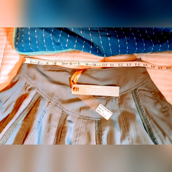 Ruffled Knee Length Skirt - Picture 2 of 4